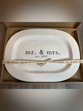 Mud Pie Mr. & Mrs. EST 2021 Platter